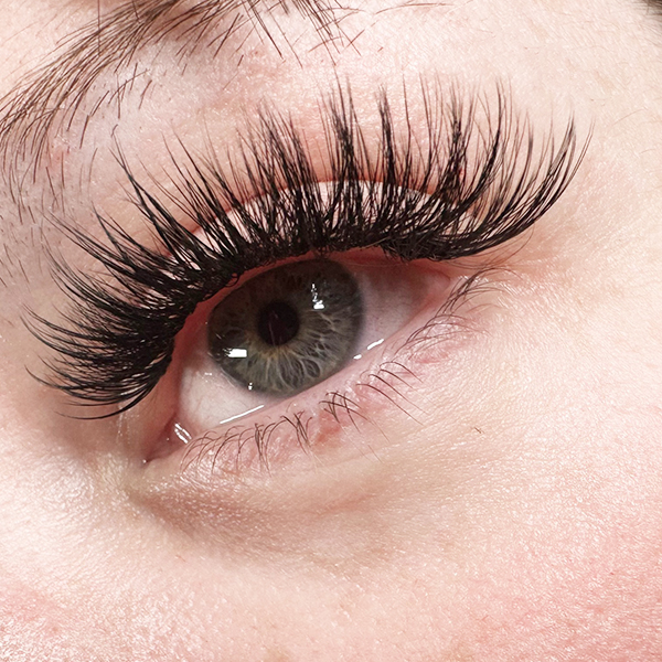 eyelash image